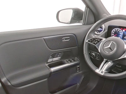 MERCEDES-BENZ GLA 180 d