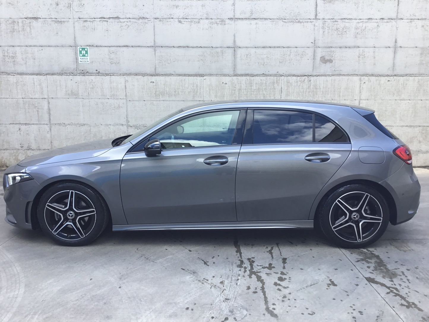 mercedes-benz a 180d automatic