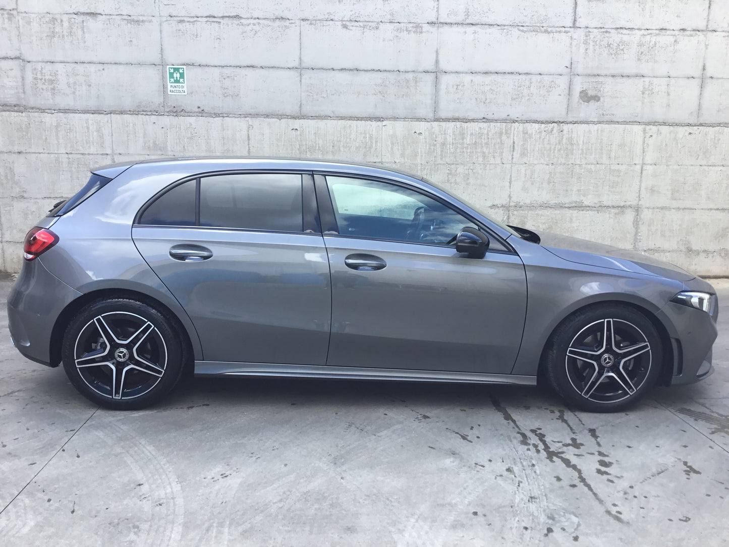 mercedes-benz a 180d automatic