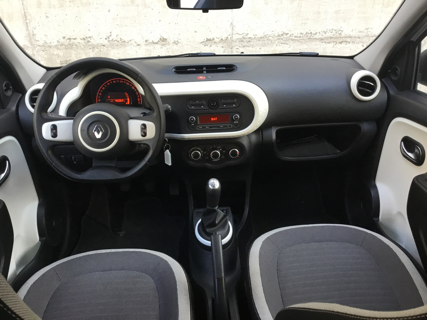renault twingo sce zen
