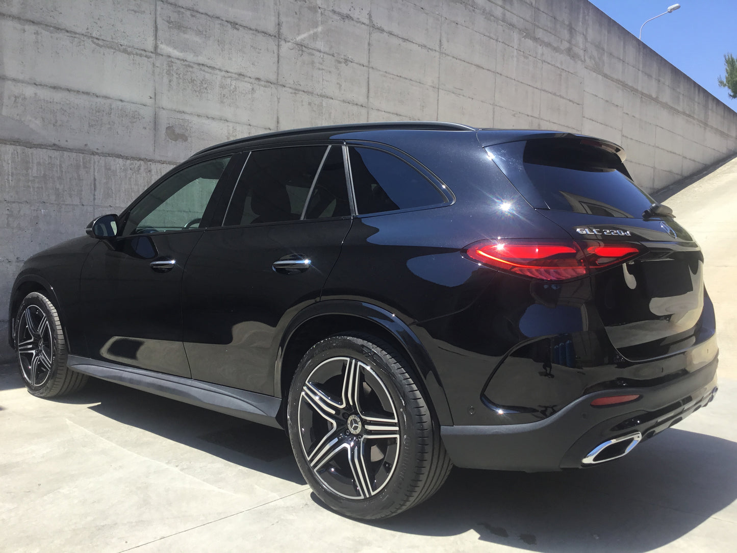 mb glc 220d 4m mild hyb. amg premium