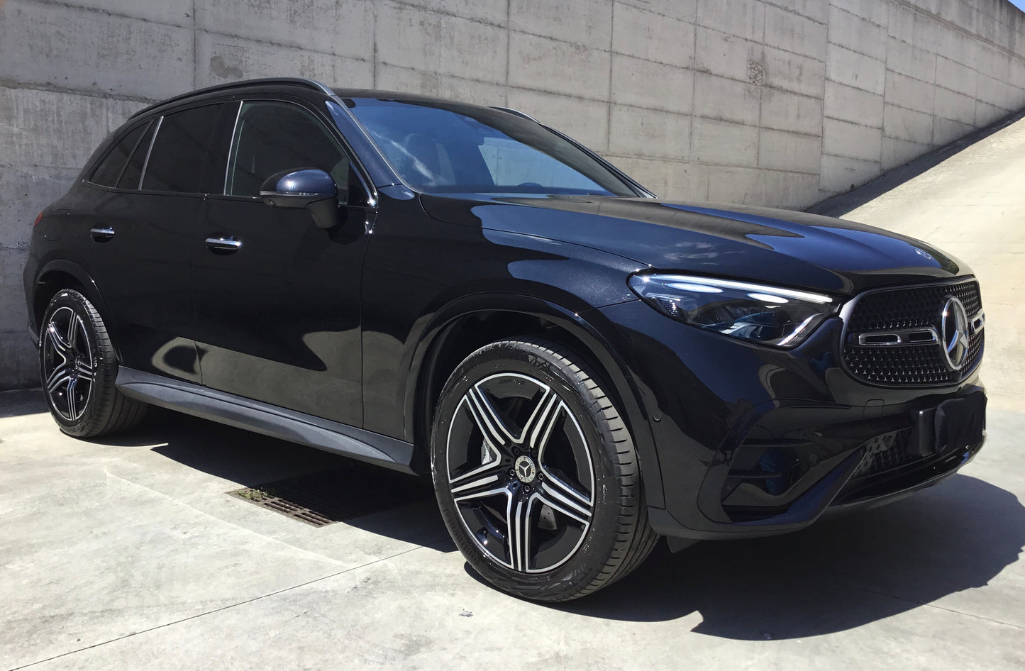 mb glc 220d 4m mild hyb. amg premium