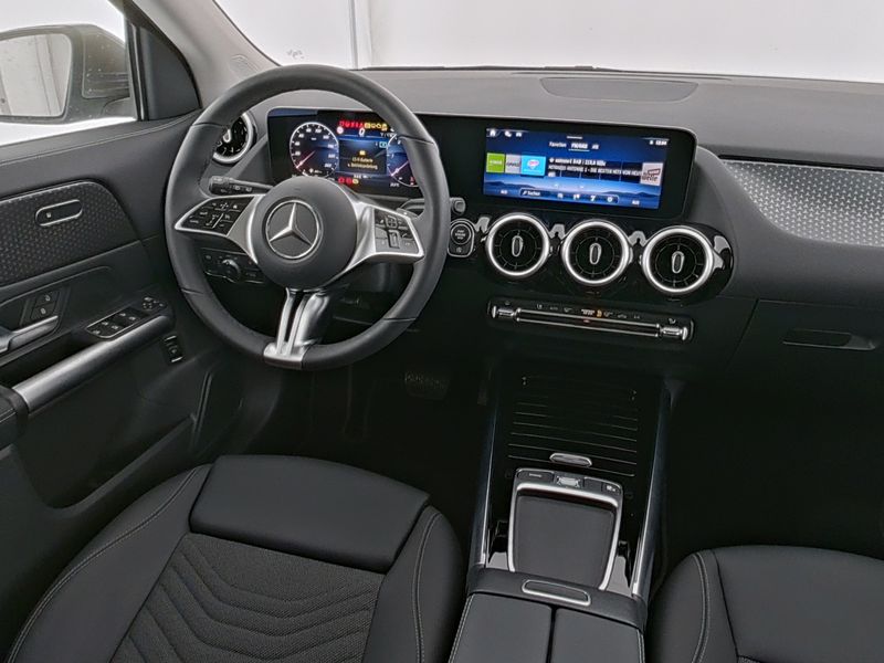 mercedes-benz gla 200d advanced plus