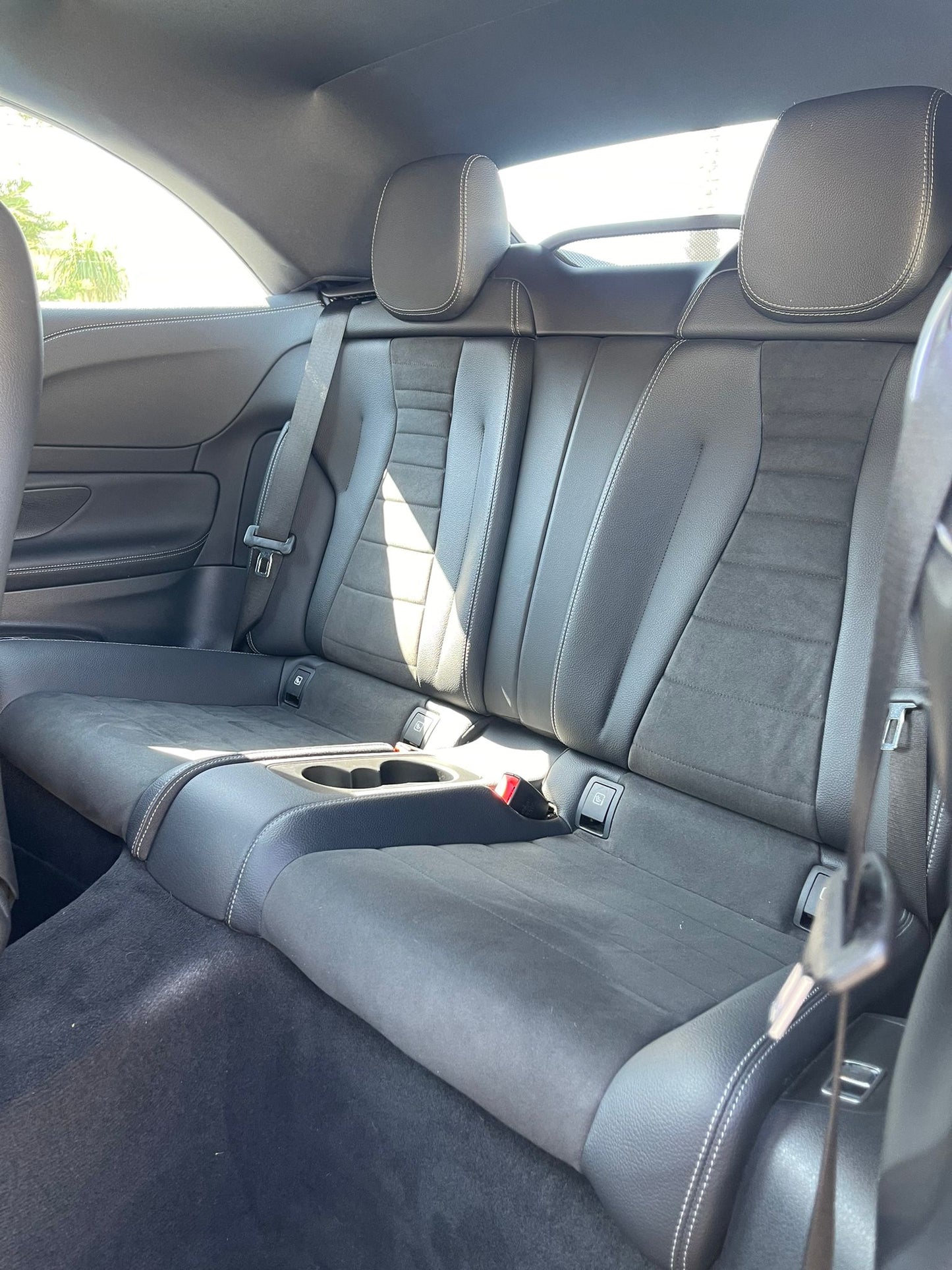mercedes-benz  e 220 d 4matic cabrio
