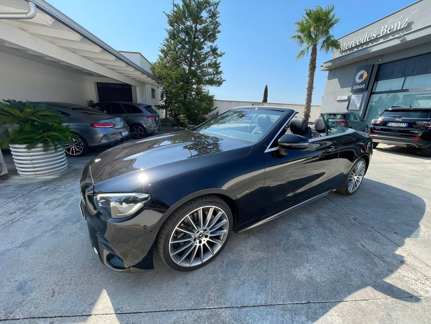 mercedes-benz  e 220 d 4matic cabrio